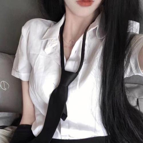 极黑的布伦希尔特